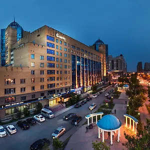 酒店 G 帝国, 阿斯坦纳